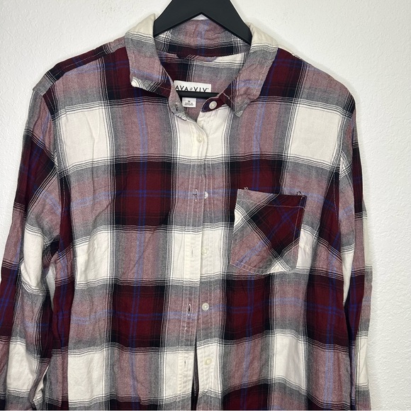 Ava & Viv Burgundy Plaid Button-Up Shirt with Cream Top Detail – Size 1X - Picture 2 of 5
